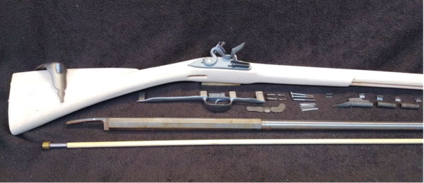 R-695 Tulle Canoe Gun